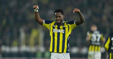 Here is the rewritten text in Turkish: Başlık: Galatasaray'dan Jhon