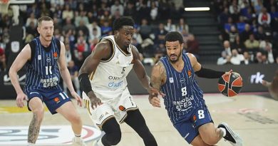 Efes yenilgiye sebep olan atışlarıplementedubaicom