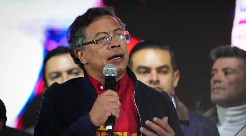 Kolombiya Lideri Petro'dan Trump'a Sert Tepki Kolombiya Lideri Petro