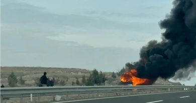 Seyir otobüsü yangınla karşılaştı, yolcular selamını aldı