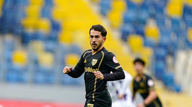 Here is the rewritten content in Turkish: Başlık: Kayserispor'da Yiğit