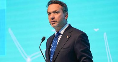 Başlık: Türkiye ABD'de Doğal Gaz Yatırımına Hazırlanıyor Türkiye'nin Enerji Yatırımları