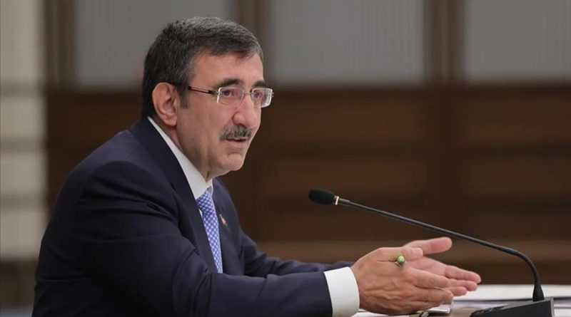 Başlık: Cumhurbaşkanı Yardımcısı Yılmaz'dan Bayraktar KIZILELMA'ya Tebrik İçerik: Cumhurbaş