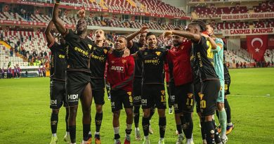 Here is a Turkish text that meets your requirements: Göztepe