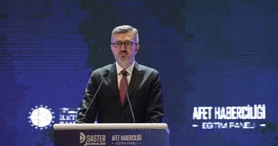 Afet Haberciliği: Büyük Hassasiyet Gerektirir Cumhurbaşkanı İletişim Başkanı Duran: Afet