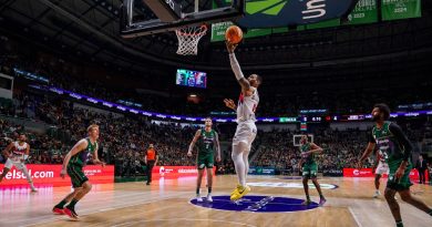 Markus Howard buzzer-beater üçlü atışla maçı kazandırıyor