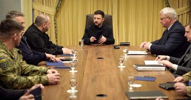 Here is a Turkish text that meets your requirements: Zelenskiy'den