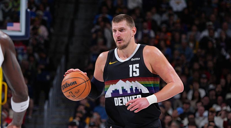 Sırp yıldız şov! Jokić, Timberwolves'ı taşır, tarih yazar