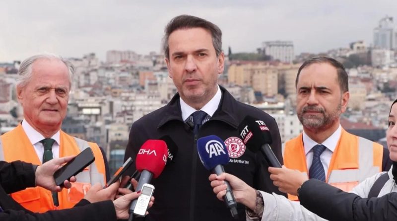 Bakan Bayraktar Seven Vega'yı Ziyaret Etti: 8 Milyon Hanenin Doğal