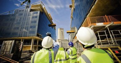 Başlık: Milli Gelir İlk Kez 15 Trilyon Doları Aşdı İçerik: