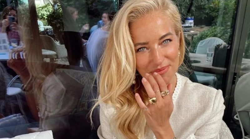 Burcu Esmersoy: EYT'den Emekli Oldum Burcu Esmersoy, 6 Yıldır Emekli