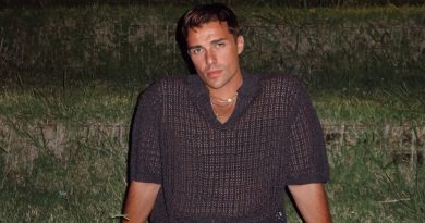 Cemal Can Canseven Askere Gidiyor Cemal Canseven, askere gitmeye