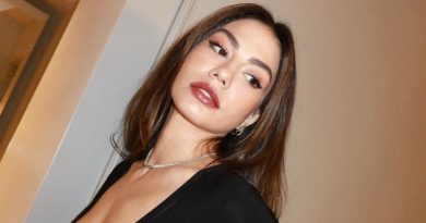 Demet Özdemir, Katar'da Tatil Ediyor! Demet Özdemir, Katar</