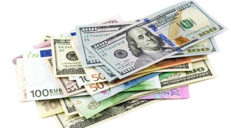 Fenerbahçe ve Galatasaray Başkanları Rekabeti Artırdı Fenerbahçe ve Galatasaray</strong