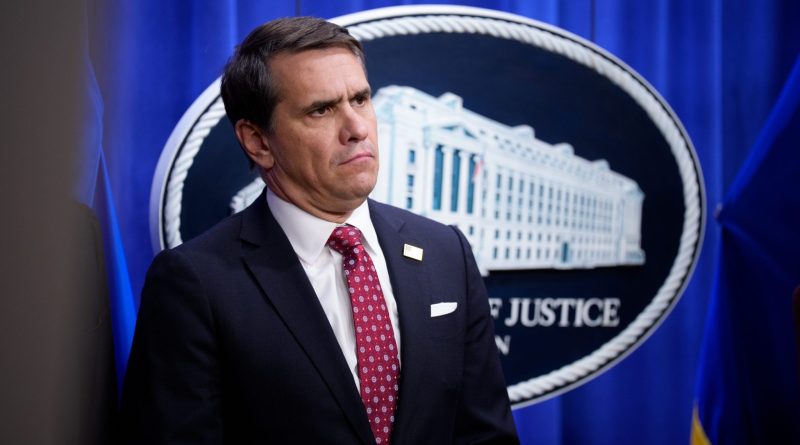 DoJ Müsteşarı: Kırpık Belgeler İçin Impeachment 'Bring It On' Dedi