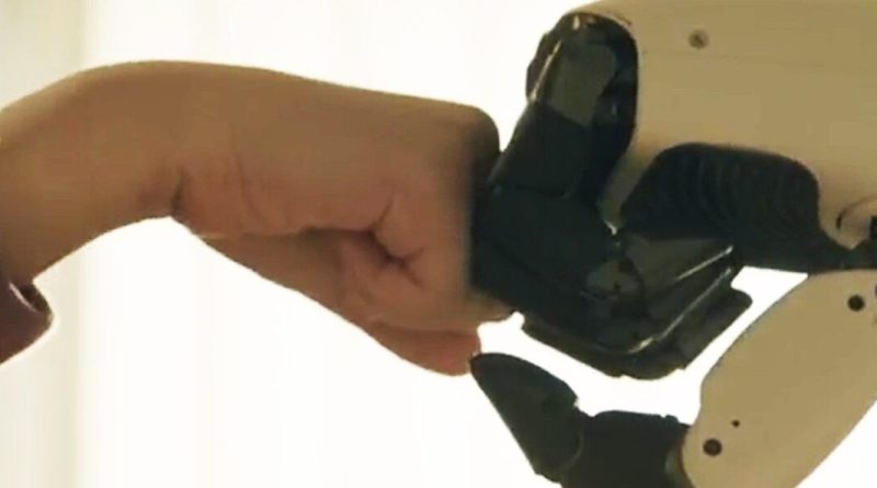 Ev işlerini kolaylaştıran, akıllı robotun yükselişi başlıyor