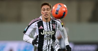 Yıldız Juventus ile sözleşme uzatma için iki şart koydu: en