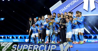 Napoli yetenekli ama komuta etme yeteneği yok diye Conte uyarıyor