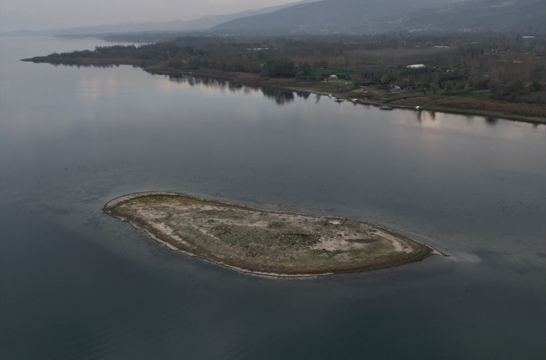 Kocaeli'nde endişe: Sapanca Gölü susuzluğa teslim