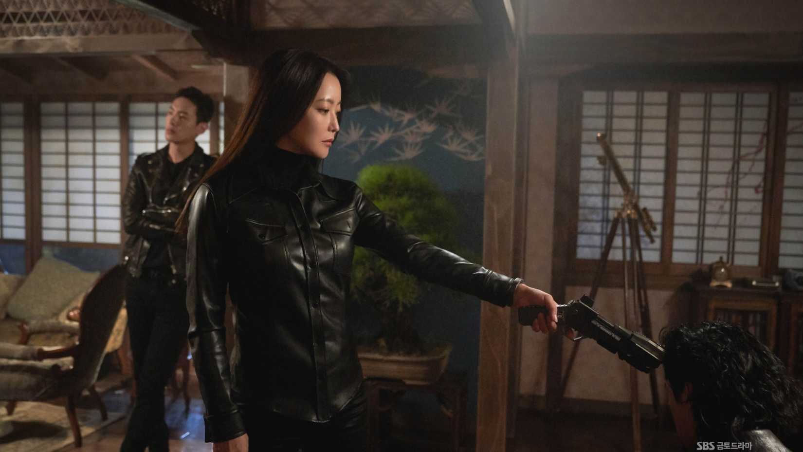 Gelecekten küresel felaketler Black Knight ile başlıyor