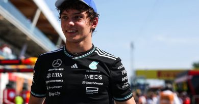 Gelecek parlak, genç yıldız yükseliyor, hız ve potansiyel