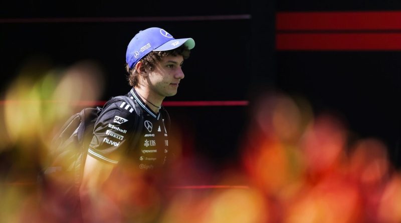 Gizli kimlikle go-kart pistinde sürpriz!