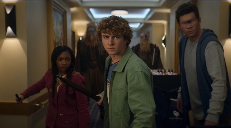 Percy kahramanlığı derinleştirir, Clarisse'in gizemli yanını keşfeder