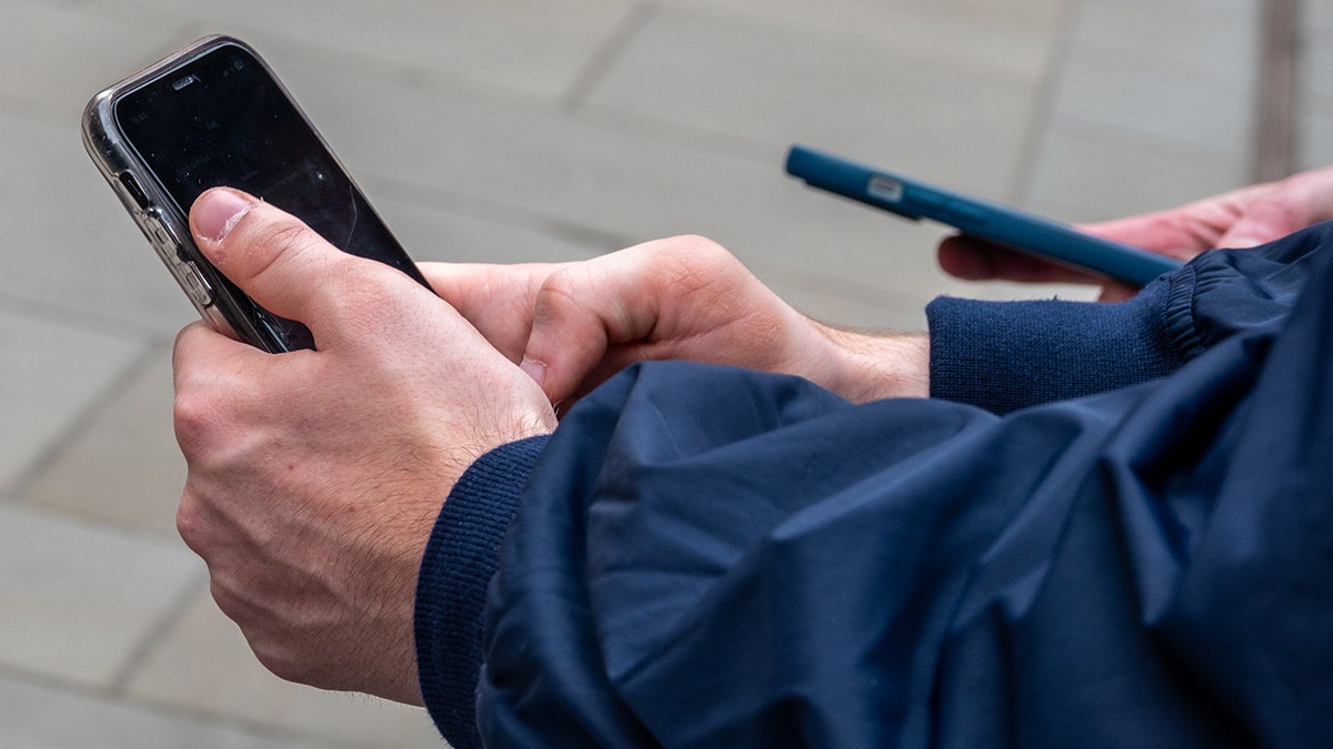 Kişisel bilgiler tehlikede, dikkatli olunmalı, güvenlik öncelikli