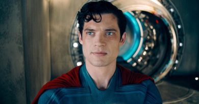 Gün, sosyal medya etkisini arttırmak içinBrainiac'i öne çıkardı