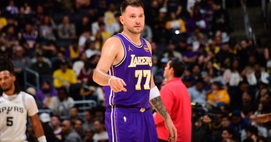 Dertler havada, çözüm arayışı Lakers'ta