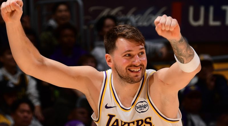 Doncic'in şovuna Kings yetişemedi, Lakers güldü!