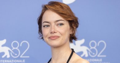 Genç yıldızın enerjisi, komedi ve nostalji dolu bir geri dönüş