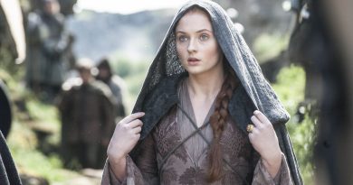 Sophie Turner karanlık yeni yoluna geçiyor
