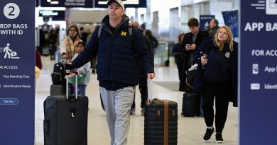 Here is the rewritten text in Turkish: Türkiye'de Tatil Seyahati