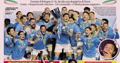 Napoli Supercoppa'yı 2-0 ile kazandı, Serie A şampiyonu kutlandı