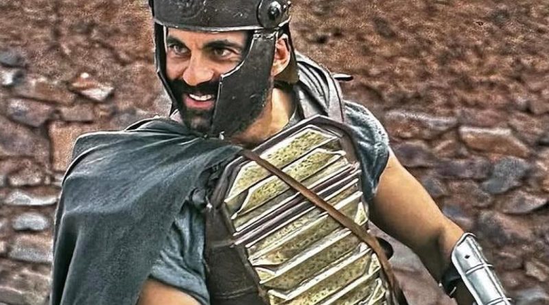 Sinan Sicimoğlu, Kevin Costner projesinde Noel'i farklı gösterdi