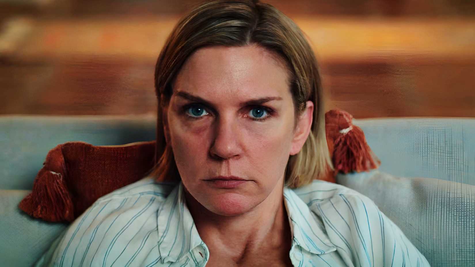 Carol Others'a sempati duyar hale gelir, fakat planları fark ederek