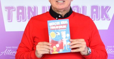 Tanju Çolak yeni kitabıyla çocuklara futbol ruhu öğretti