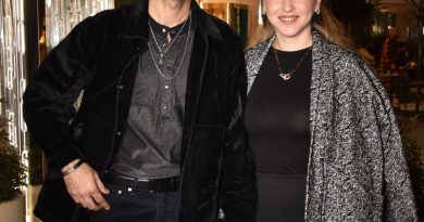 Gülüşler, keyif, alışveriş molası, mutluluk anları yakalanmış