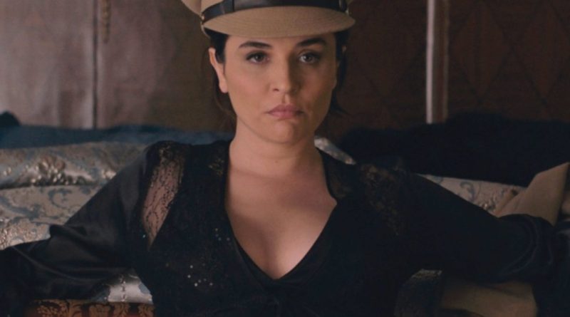 Hayaller çocuklukta yeşerir, bazen üniforma rengindedir