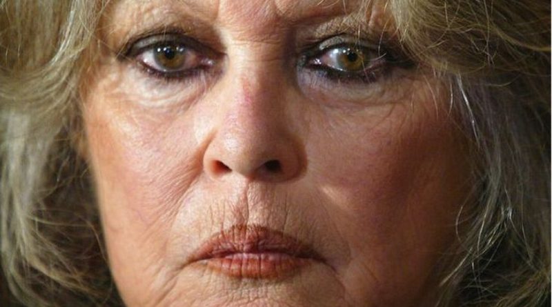 Efsane soldu, sinema dünyası yas tutuyor