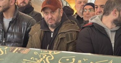 Acı gün, vedalar, sevenleri bir araya getirdi