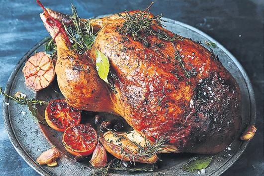 Yılbaşı sofrası, hindi, lezzet, kestaneli pilav, şölen