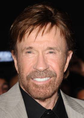 Chuck Norris, eski eşi Dianne'ye saygılı homaj yaptı