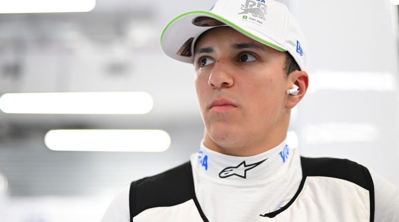 Genç yetenek Hadjar yükseliyor, Steiner'den tam destek!