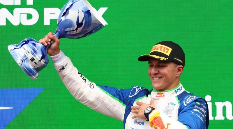 Genç yıldız Red Bull'da, gelecek parlak, hızla yükseliyor