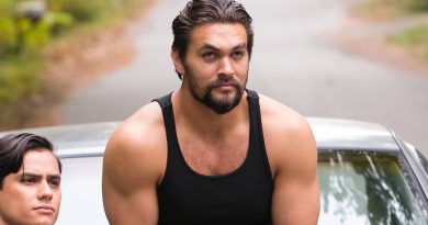 Gizemli hikaye, Momoa'nın karizması, beklenmedik yükseliş