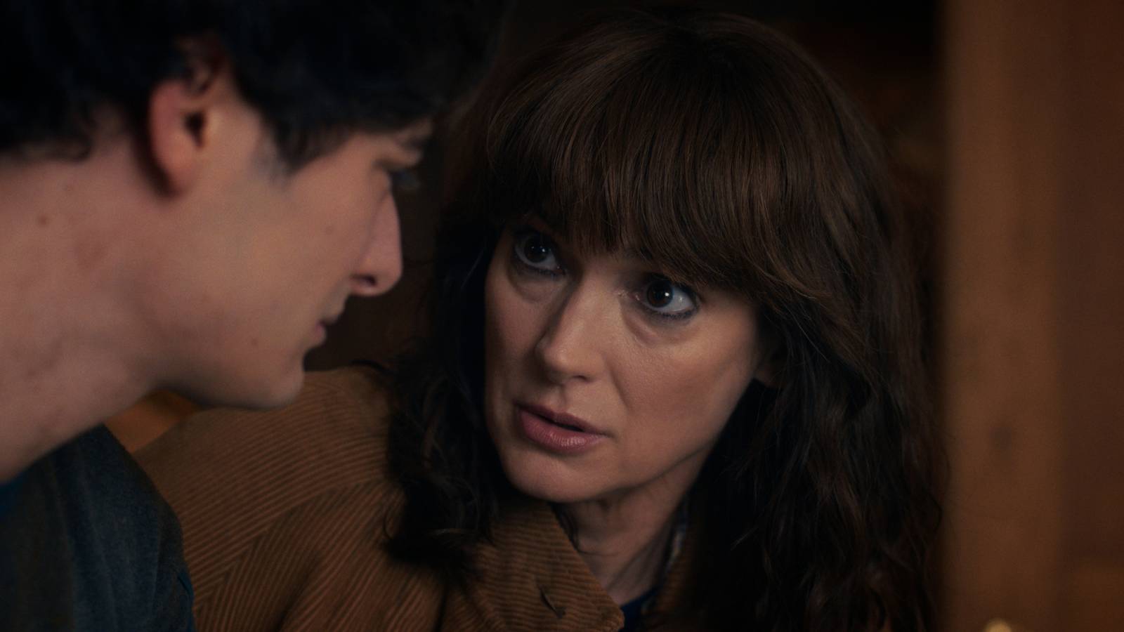 Joyce'un hikayesi yine tartışmalı, karakter derinliği eksikliği