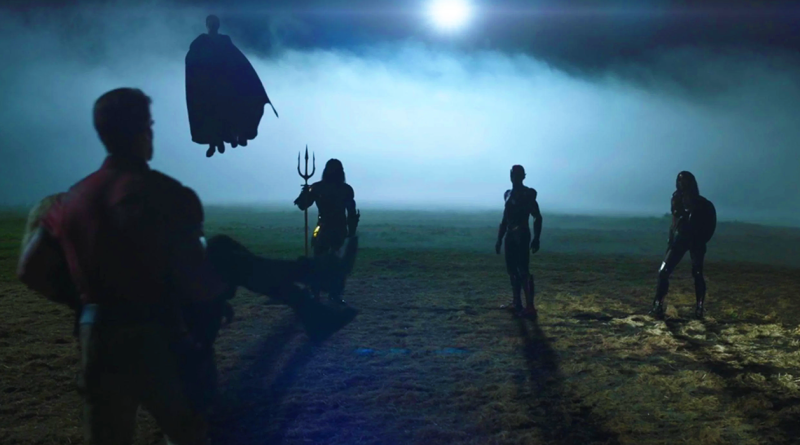 Supergirl Earth şampiyonu oluyor, kurtuluş operasyonları gerçekleştiriyor