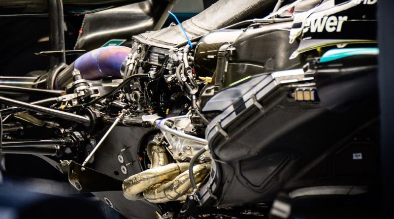 Gizemli motorlar, rekabet kızışıyor, FIA incelemede